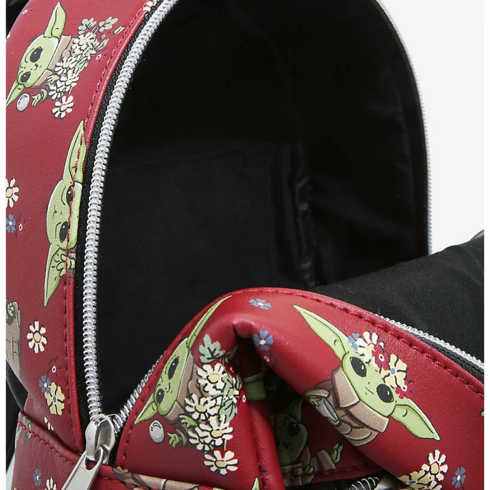 Loungefly Star Wars The Child Mandalorian mini backpack and cardholder